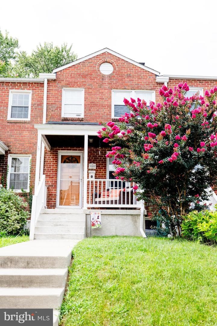 1083 Elm Road photo 32