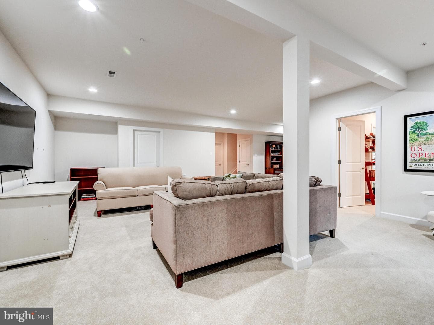 6724 Fairford Lane photo 31