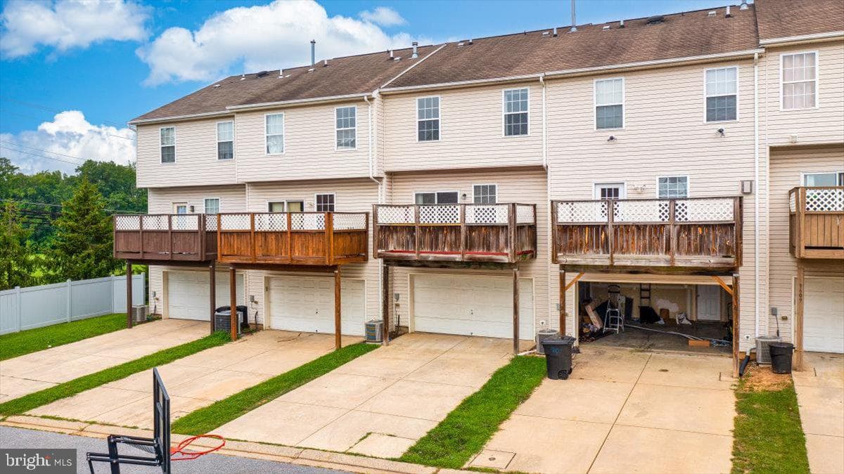 9605 Community Drive photo 39