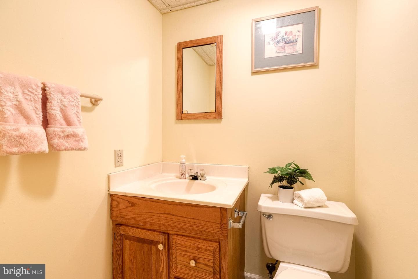 552 Westside Blvd photo 45