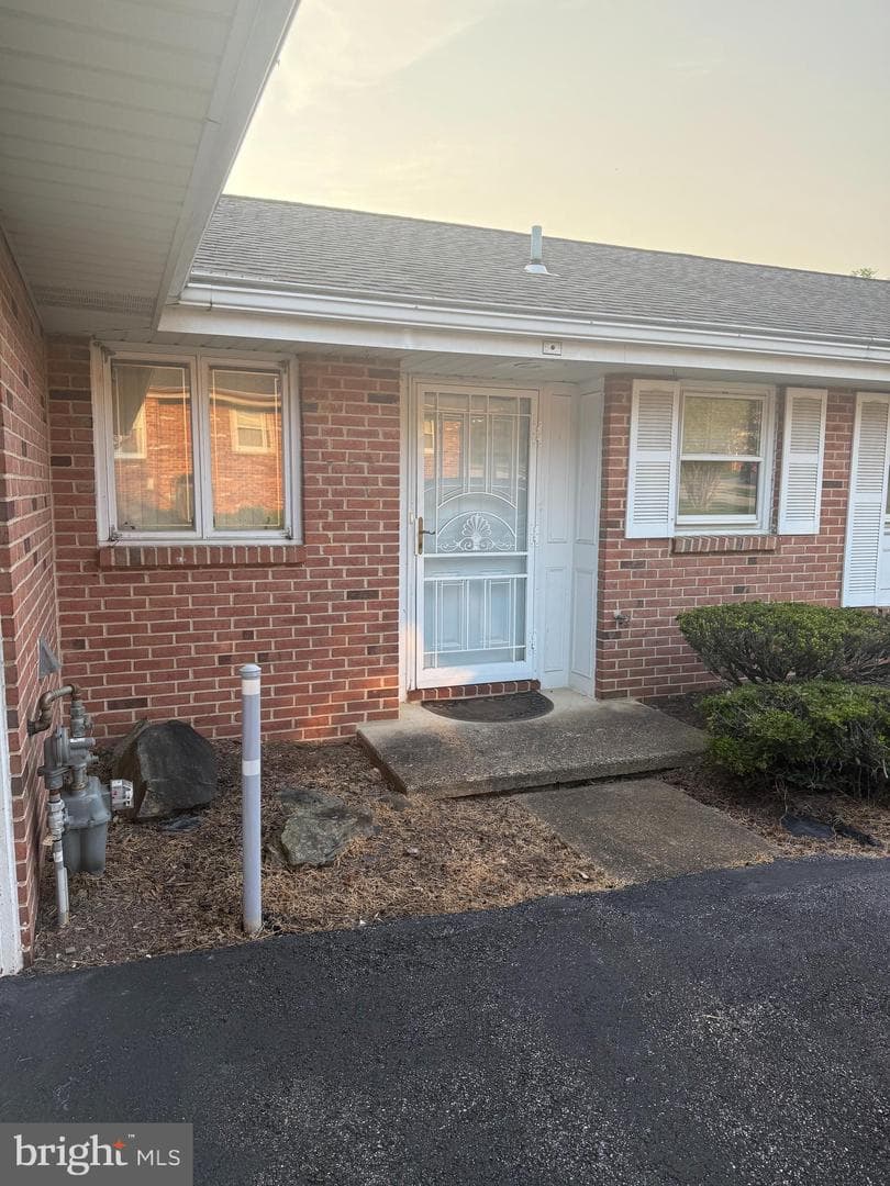 2109 Fernglen Way photo 1