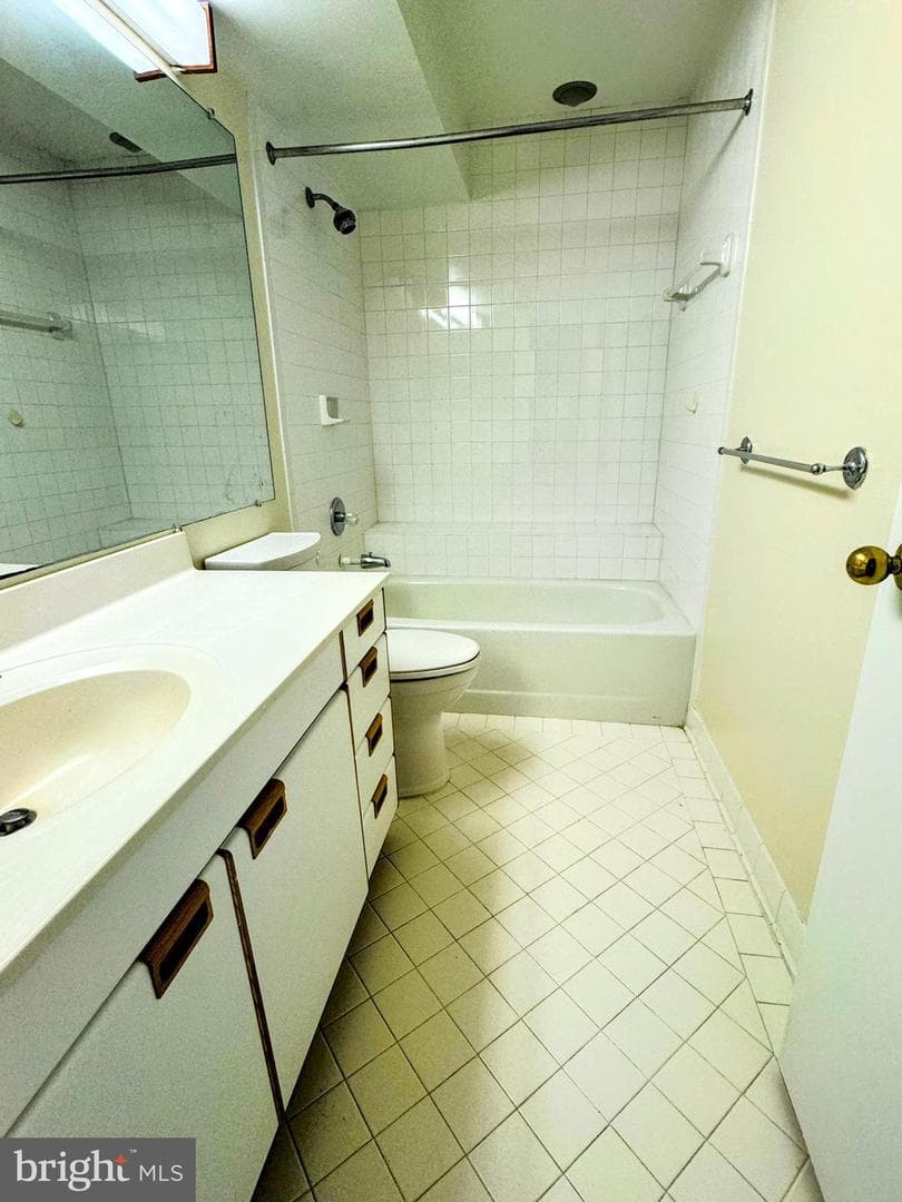 11 Friendswood Court #11a photo 15