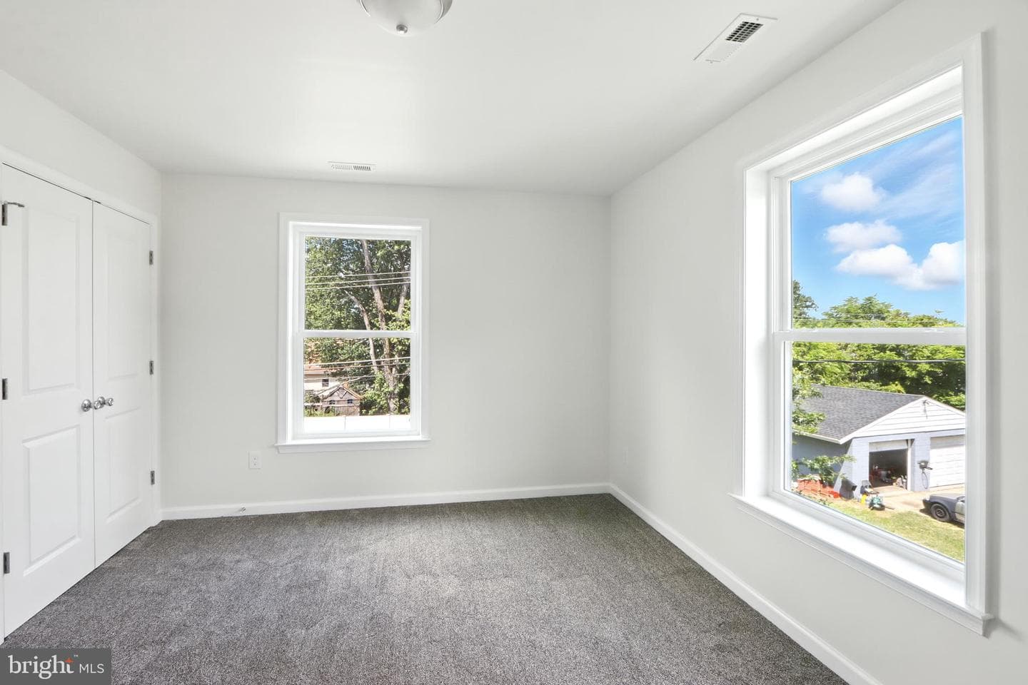 2732 Daisy Avenue photo 27