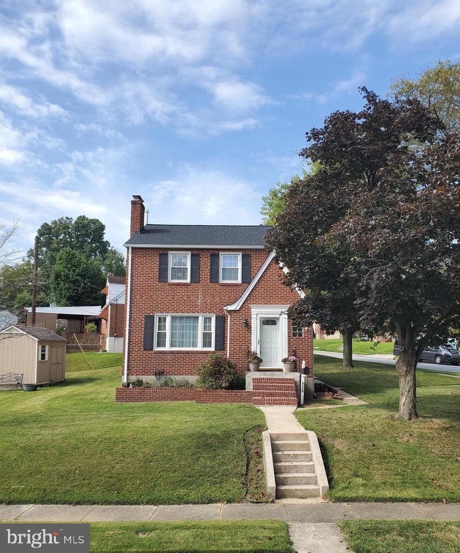 8220 Analee Avenue photo 1