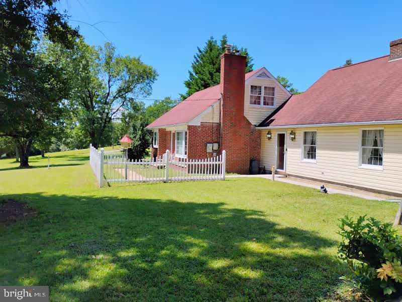 5010 Wards Chapel Road photo 2