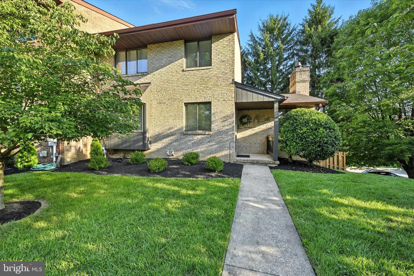 310 Kimrick Place photo 1