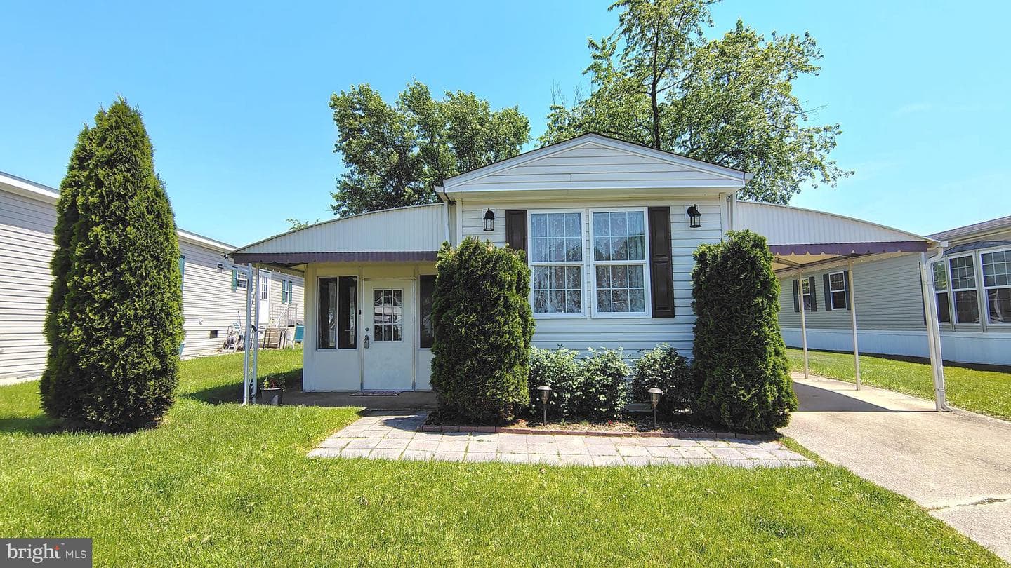 3617 Dahlia Lane photo 1