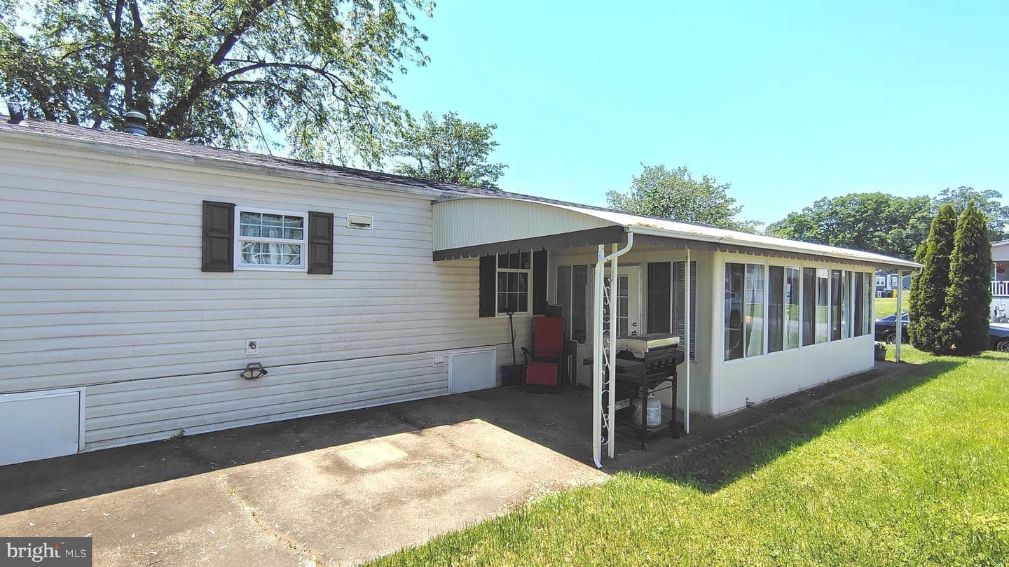 3617 Dahlia Lane photo 22
