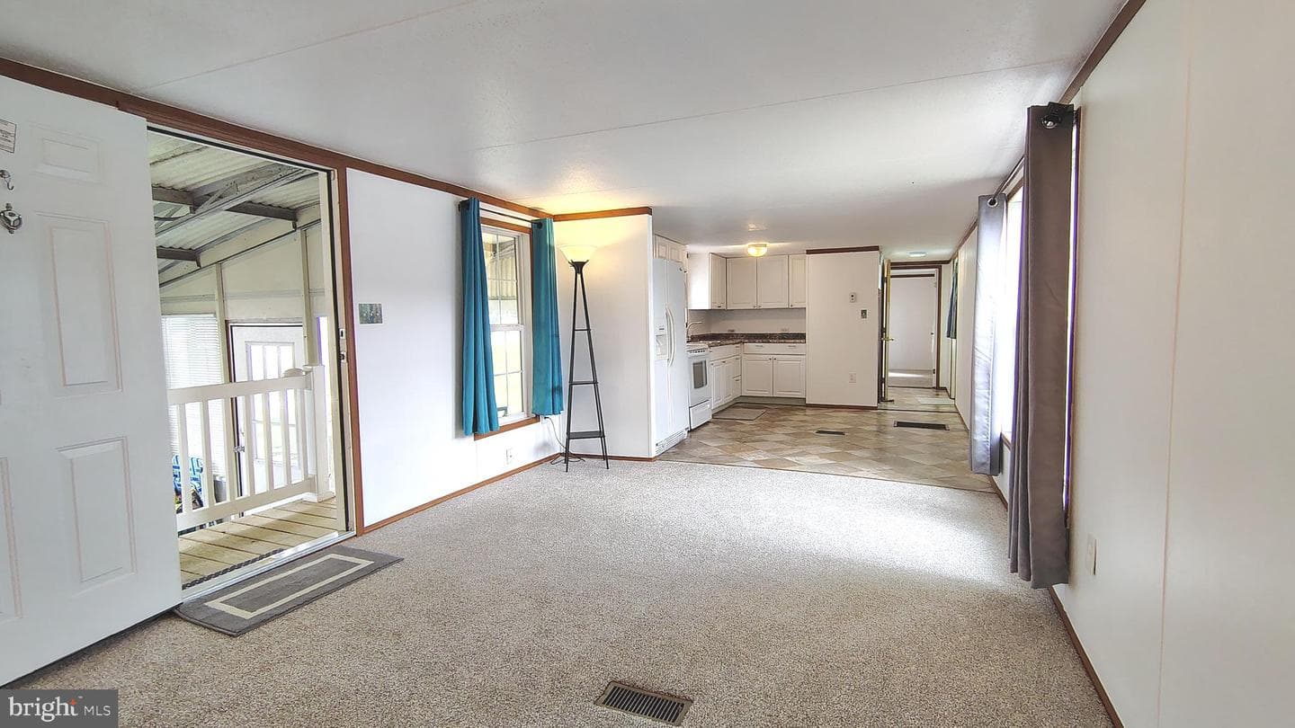 3617 Dahlia Lane photo 8