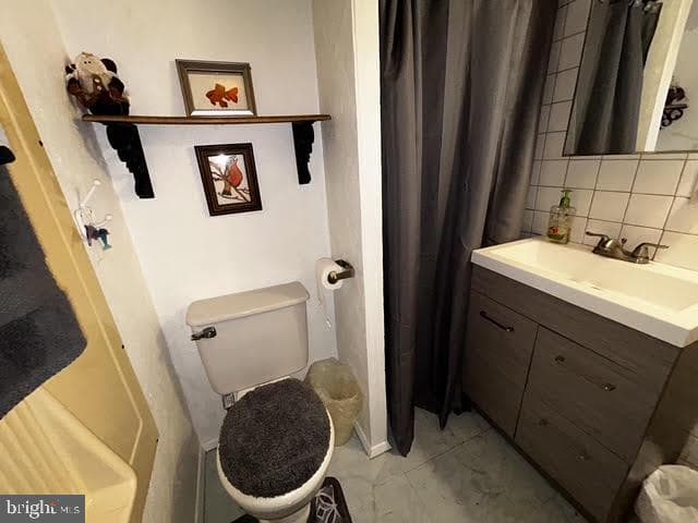 103 Wells Avenue photo 22