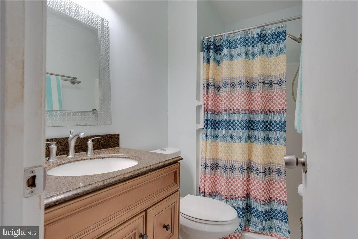 3915 Queens Lace Street photo 13