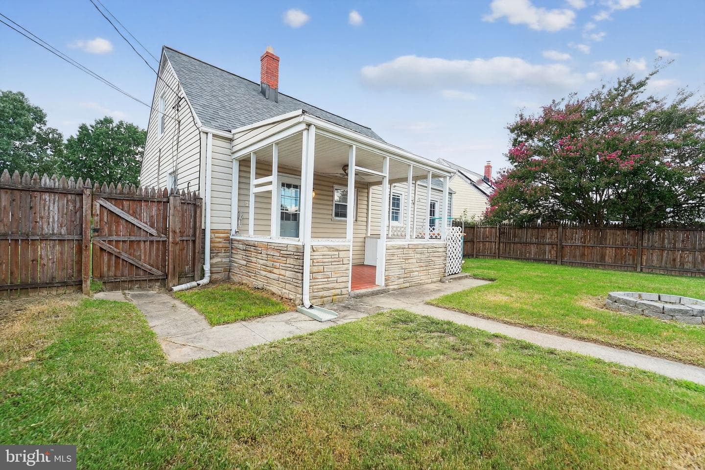 3127 Cornwall Road photo 25