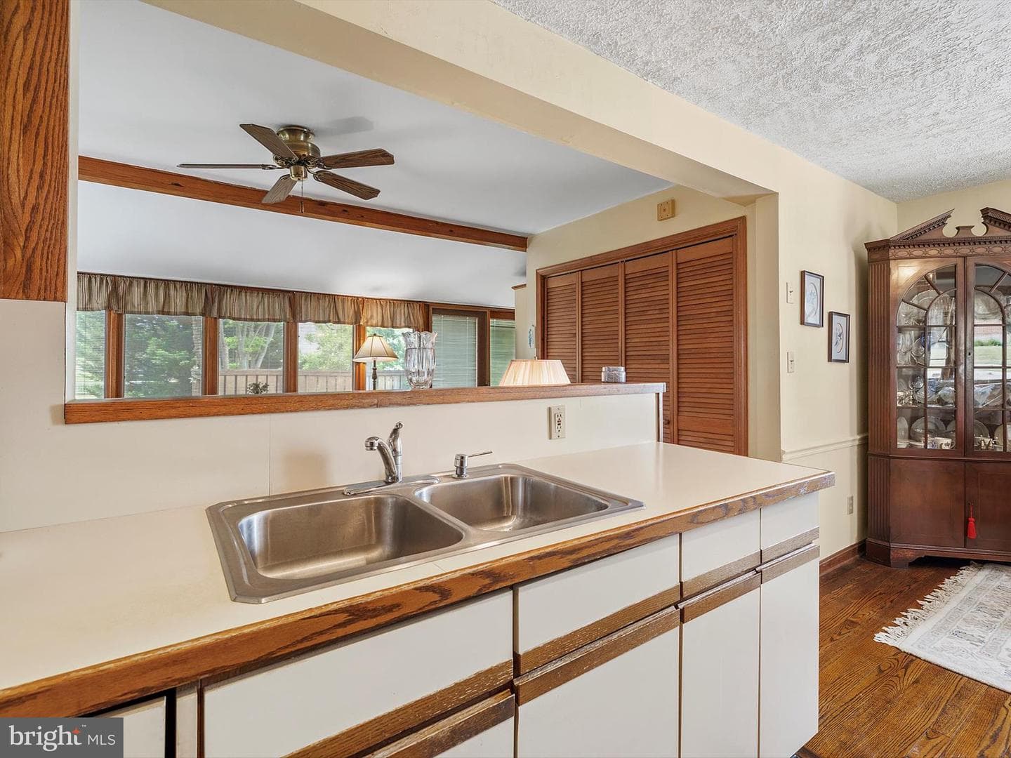 2310 Rockwell Avenue photo 14