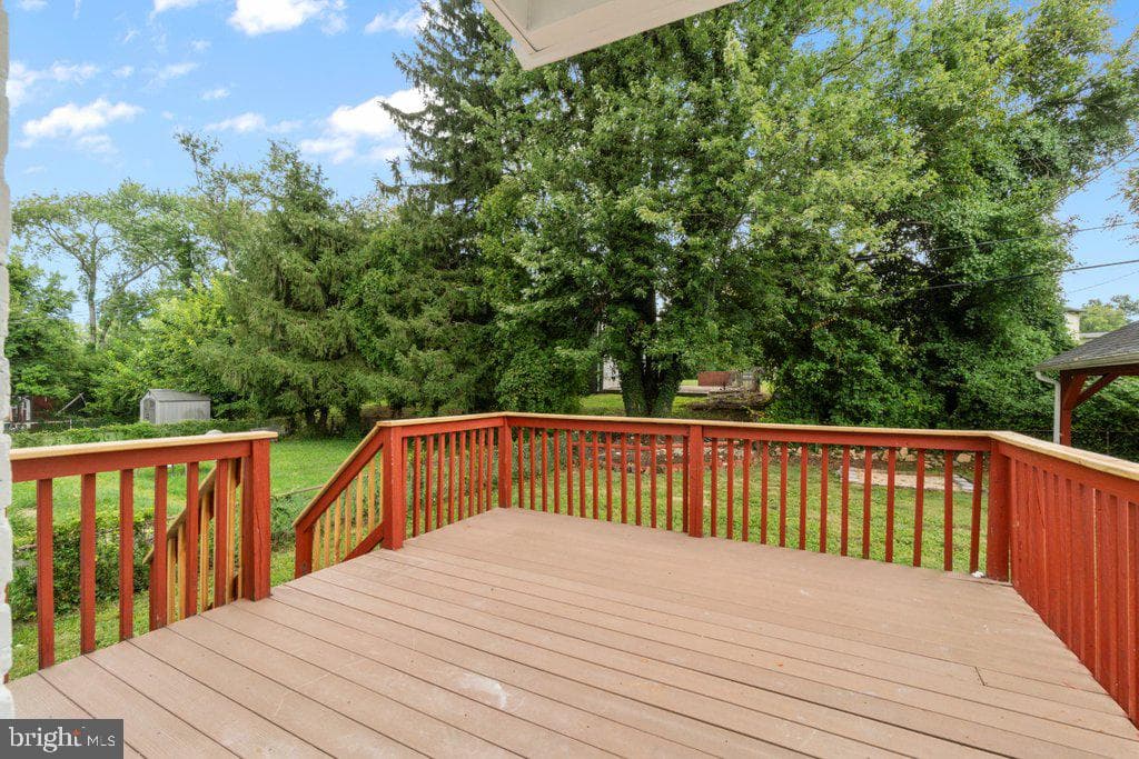 3491 Hillsmere Road photo 35