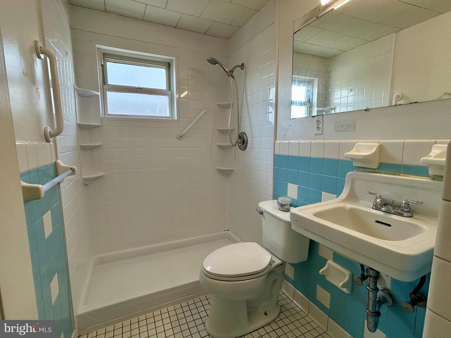 7242 Conley Street photo 9