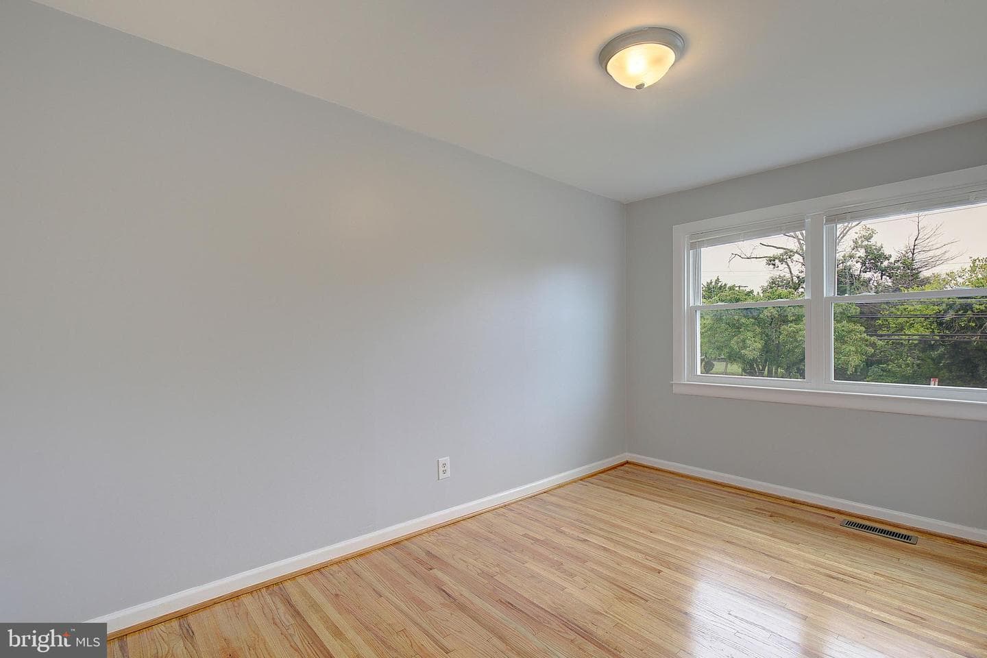 4330 Annapolis Road photo 18