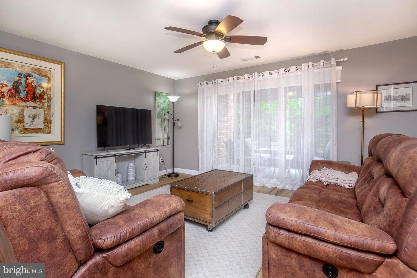 2 Southerly Court #205 photo 15