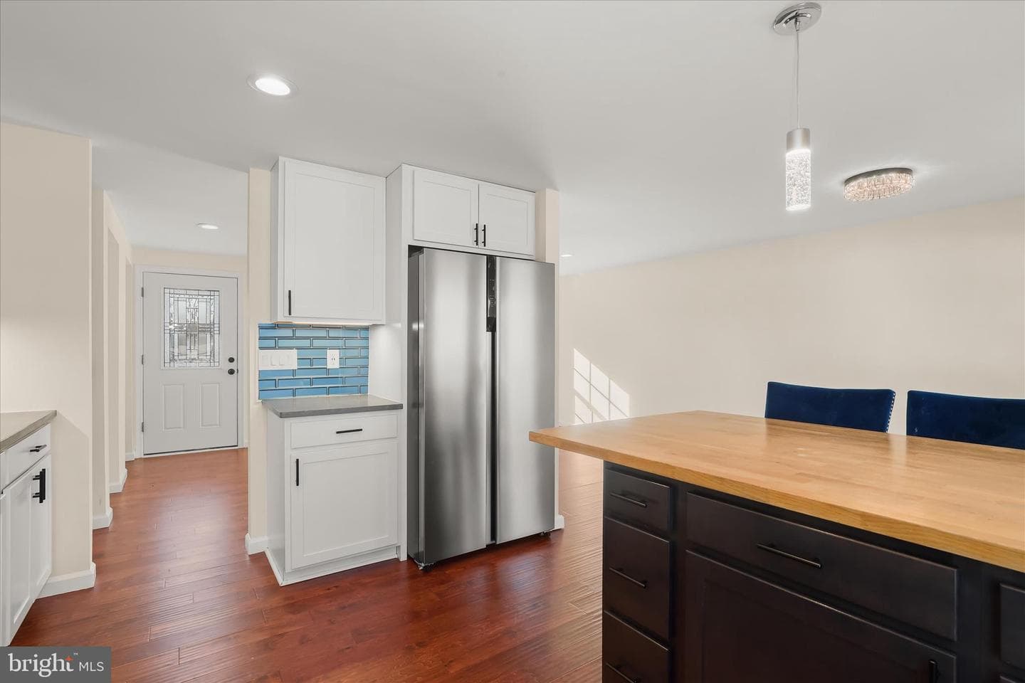 6 New Kent Court photo 16
