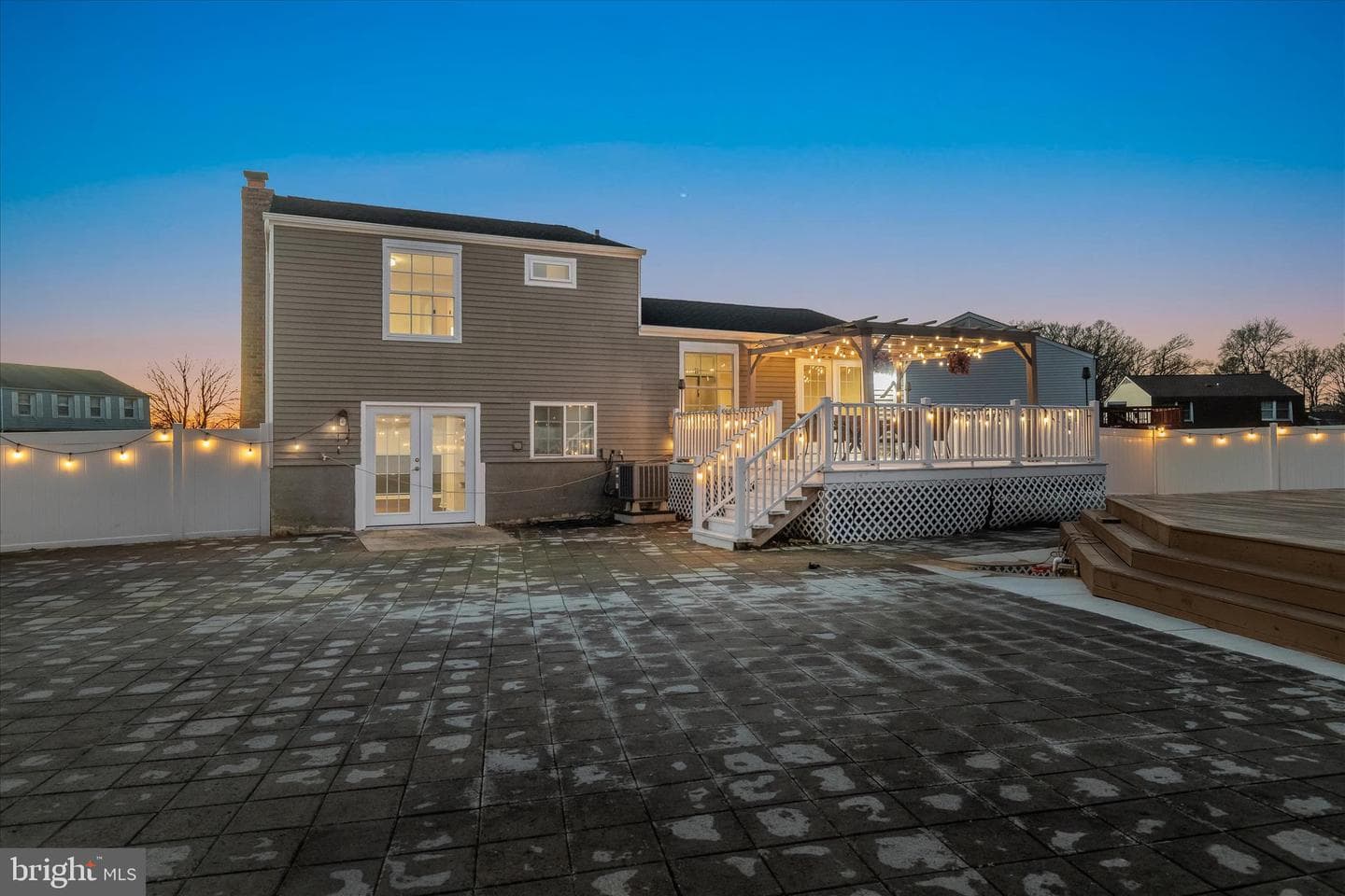6 New Kent Court photo 39
