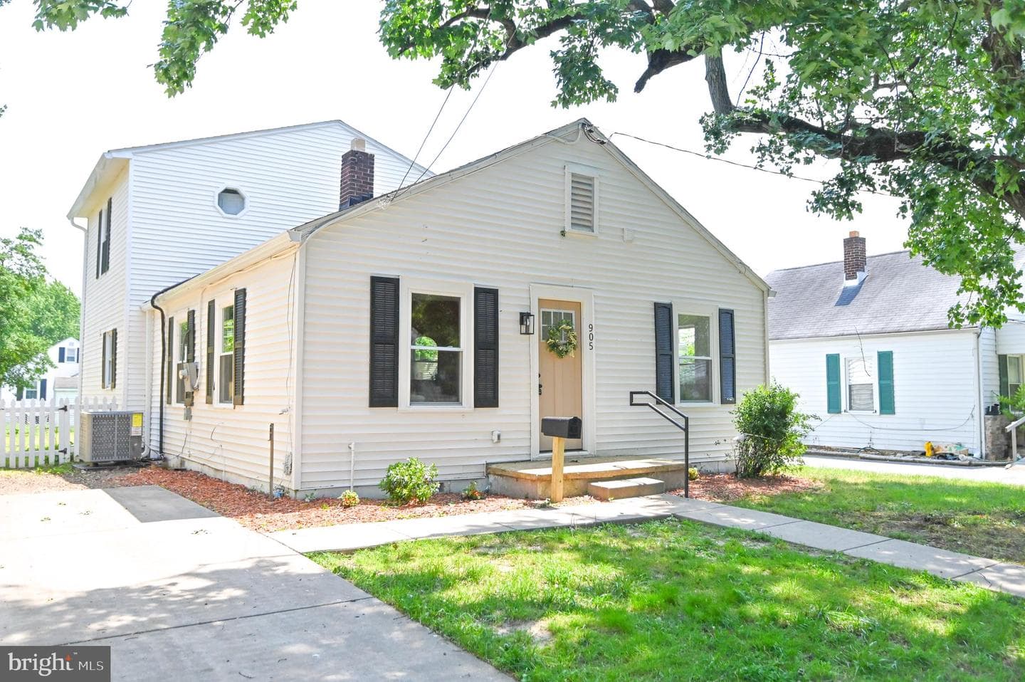 905 Barron Avenue photo 41