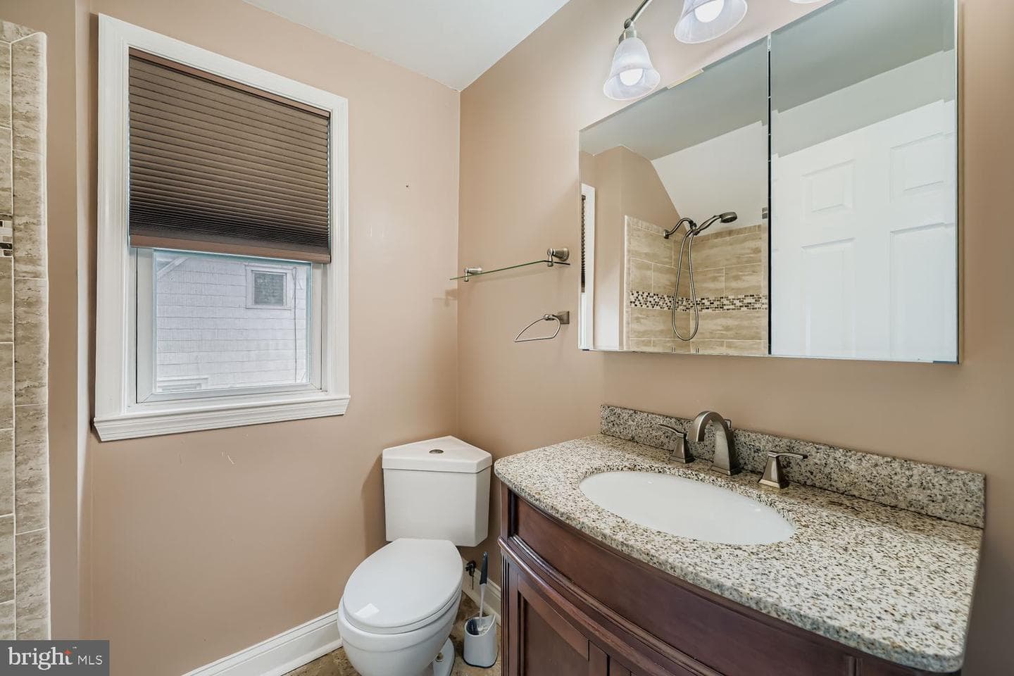 2706 Taylor photo 22