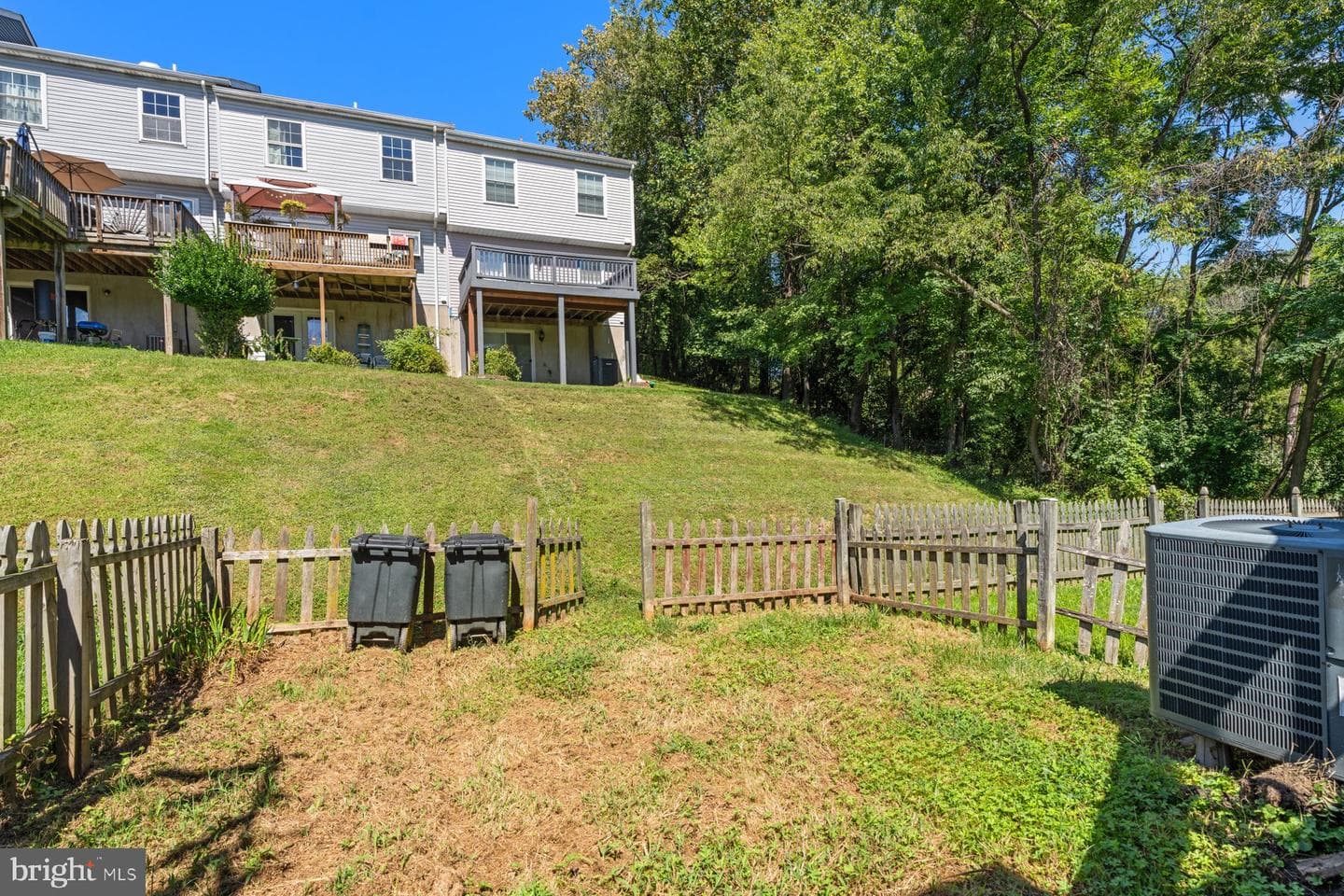 18 Woodcove Court photo 27