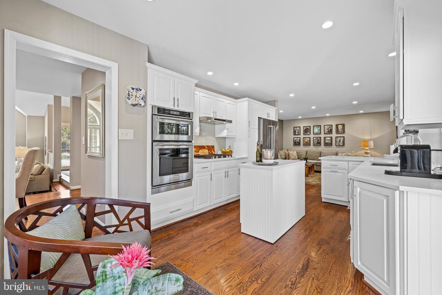 6 Nearfield Road photo 20
