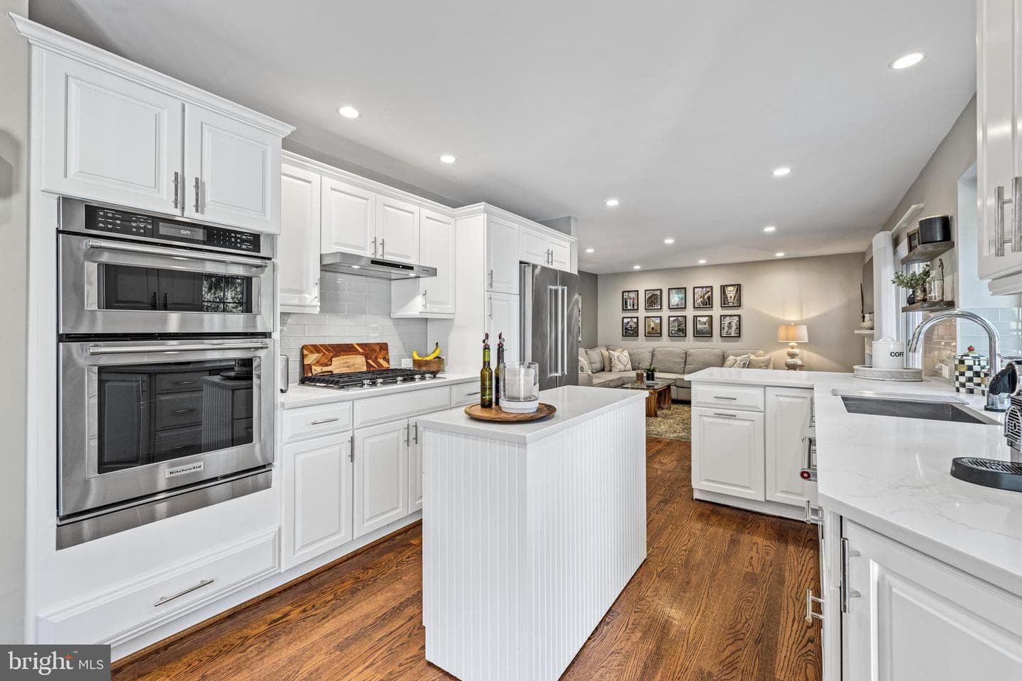 6 Nearfield Road photo 21