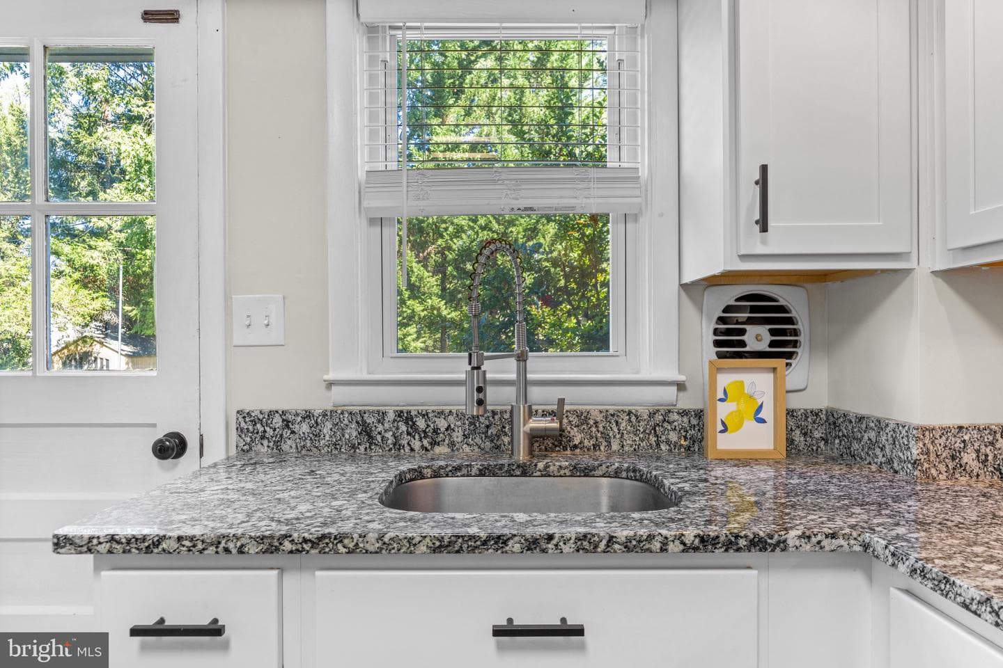 1412 Jeffers Road photo 20