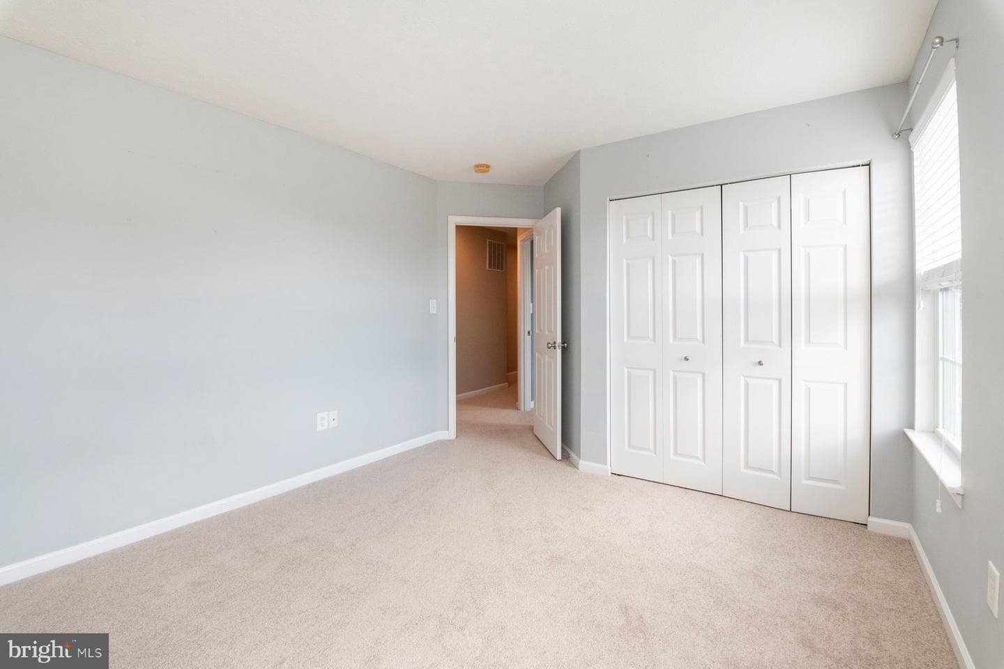 7707 Heathers Lane photo 18