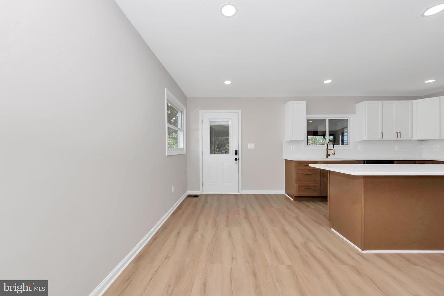 5821 Heron Drive photo 17