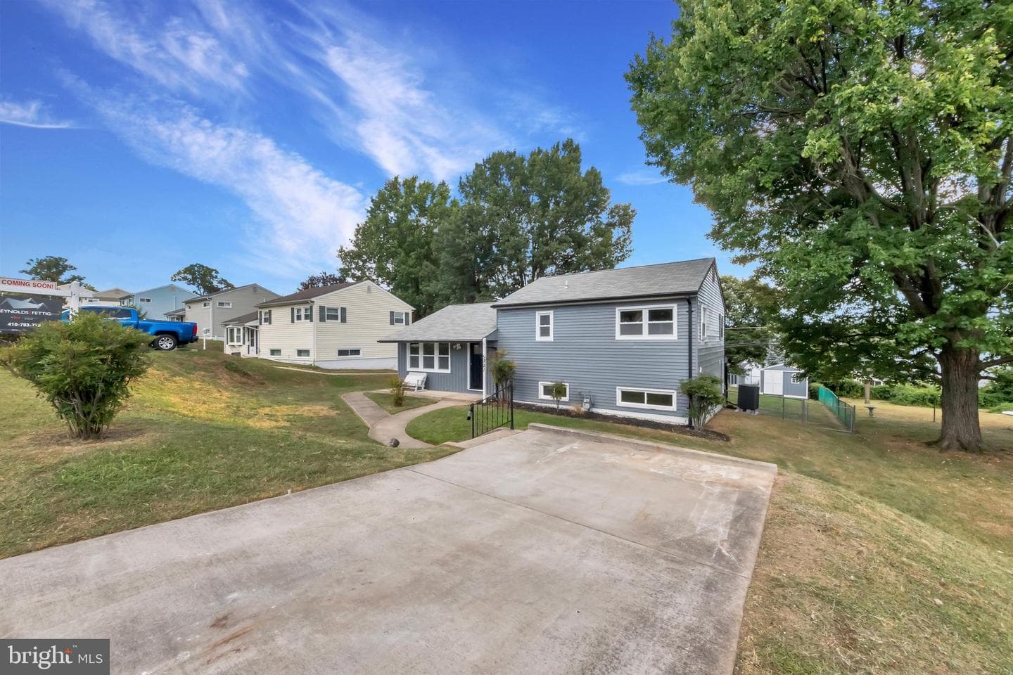 5821 Heron Drive photo 2