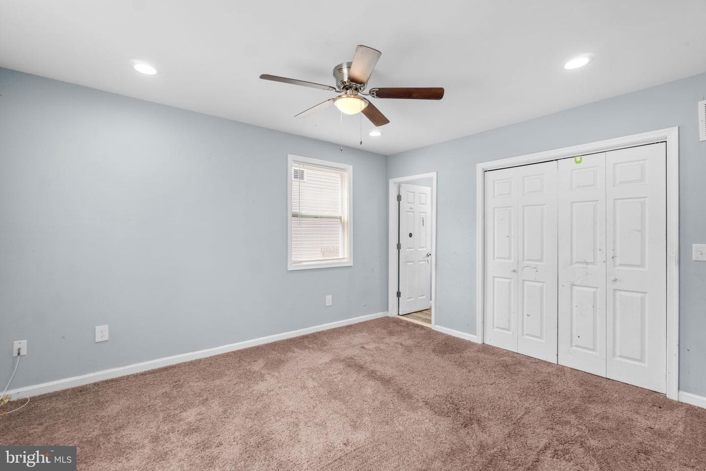 3418 Carroll Avenue photo 11