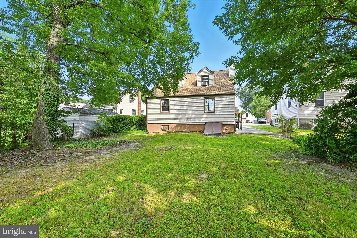 8828 Victory Avenue photo 27