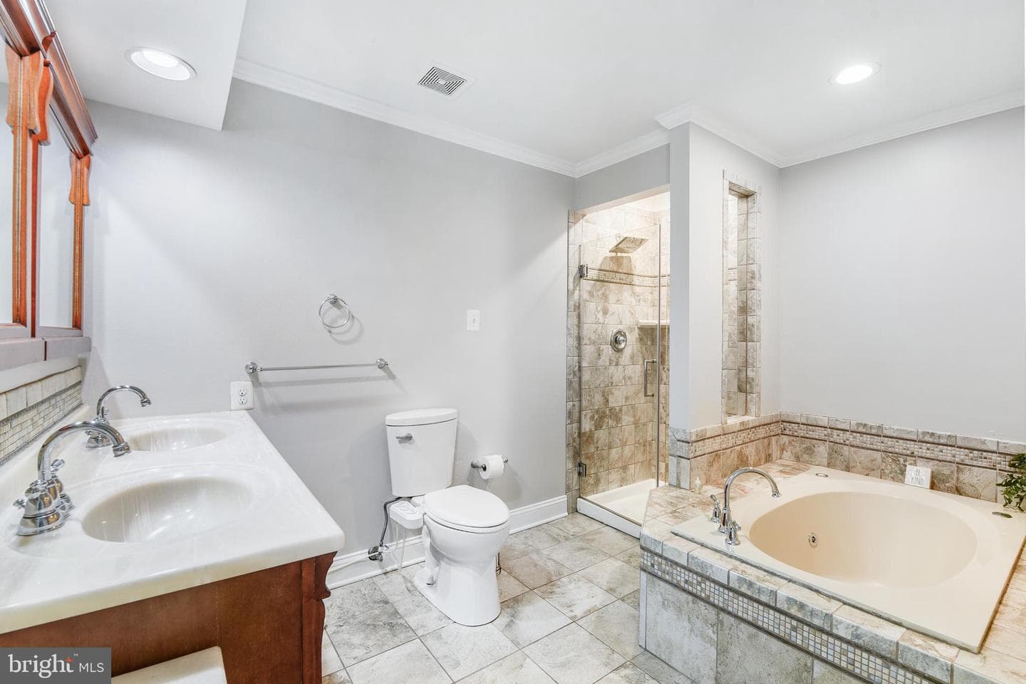 8829 Falcon Ridge Drive photo 25