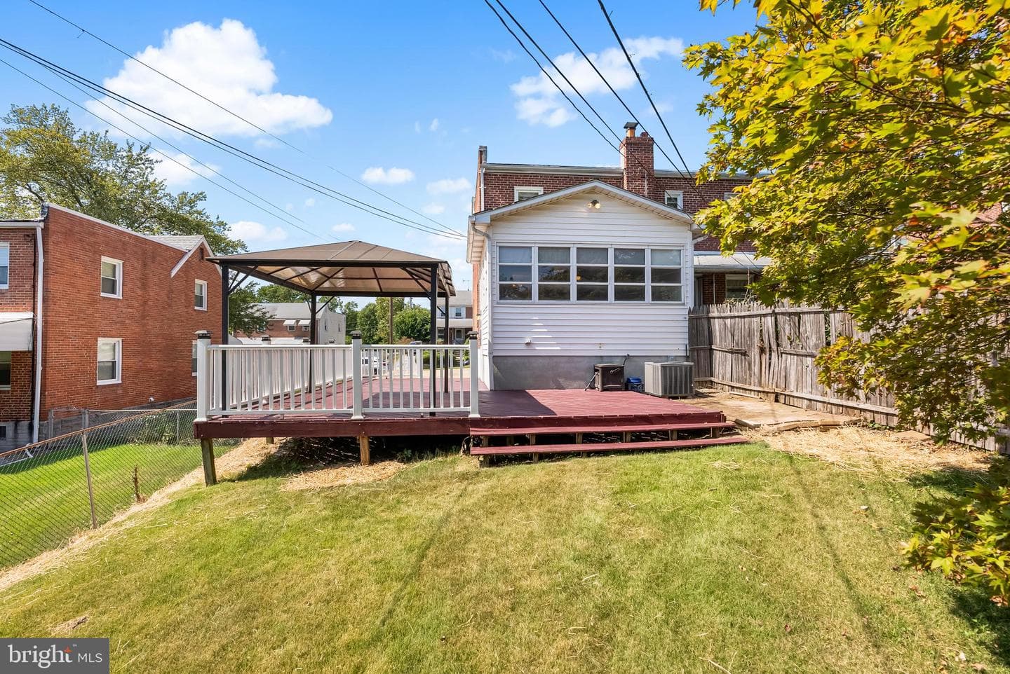 7123 Willowdale Avenue photo 32