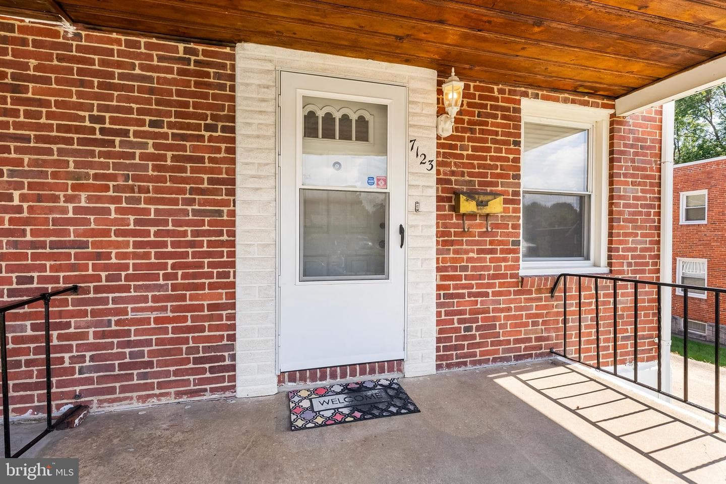 7123 Willowdale Avenue photo 4