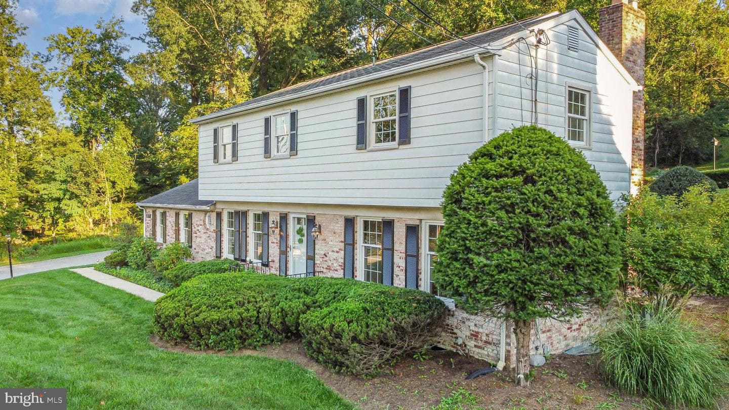 233 W Timonium photo 6