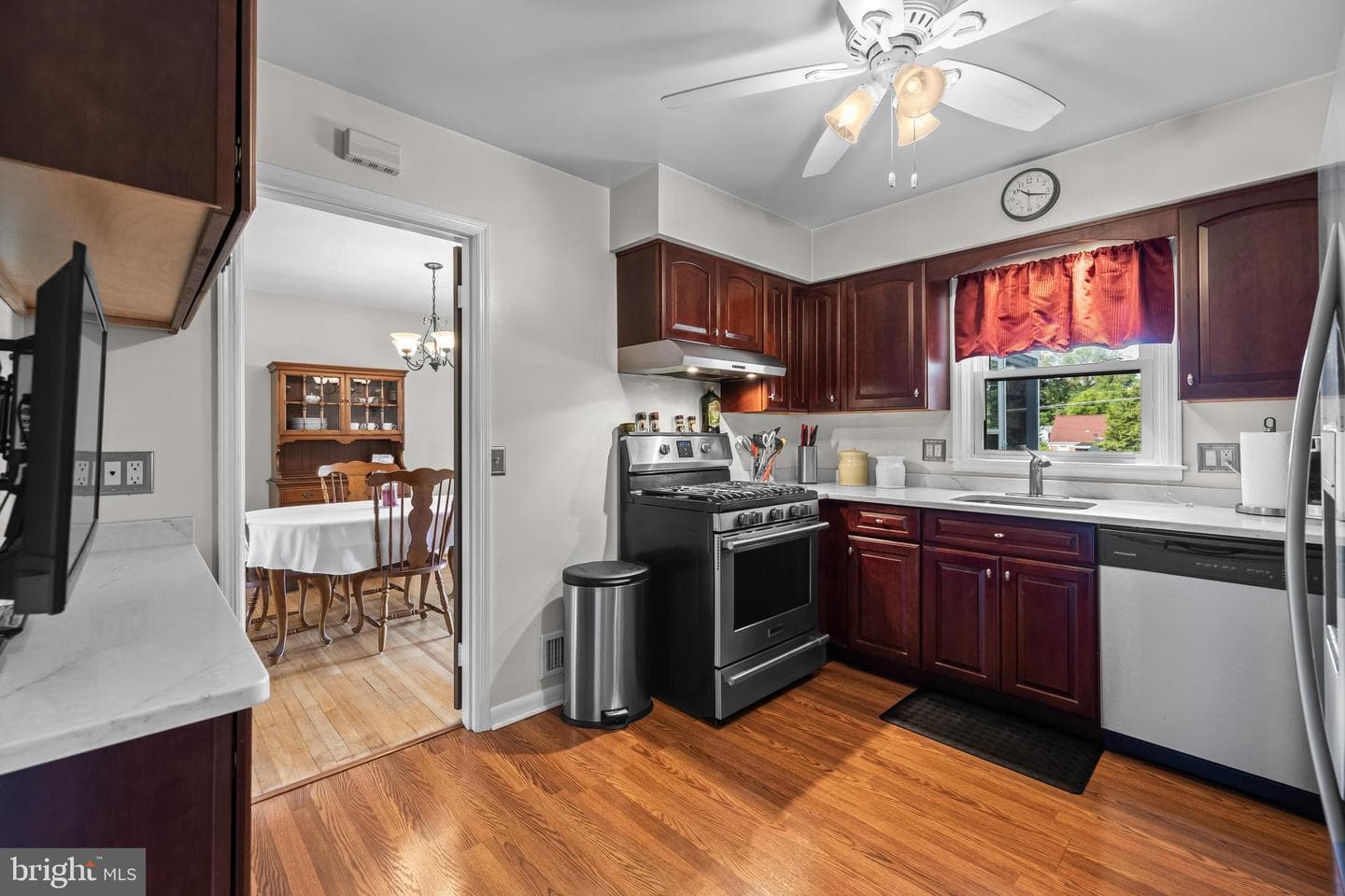 10308 Greenside Drive photo 10