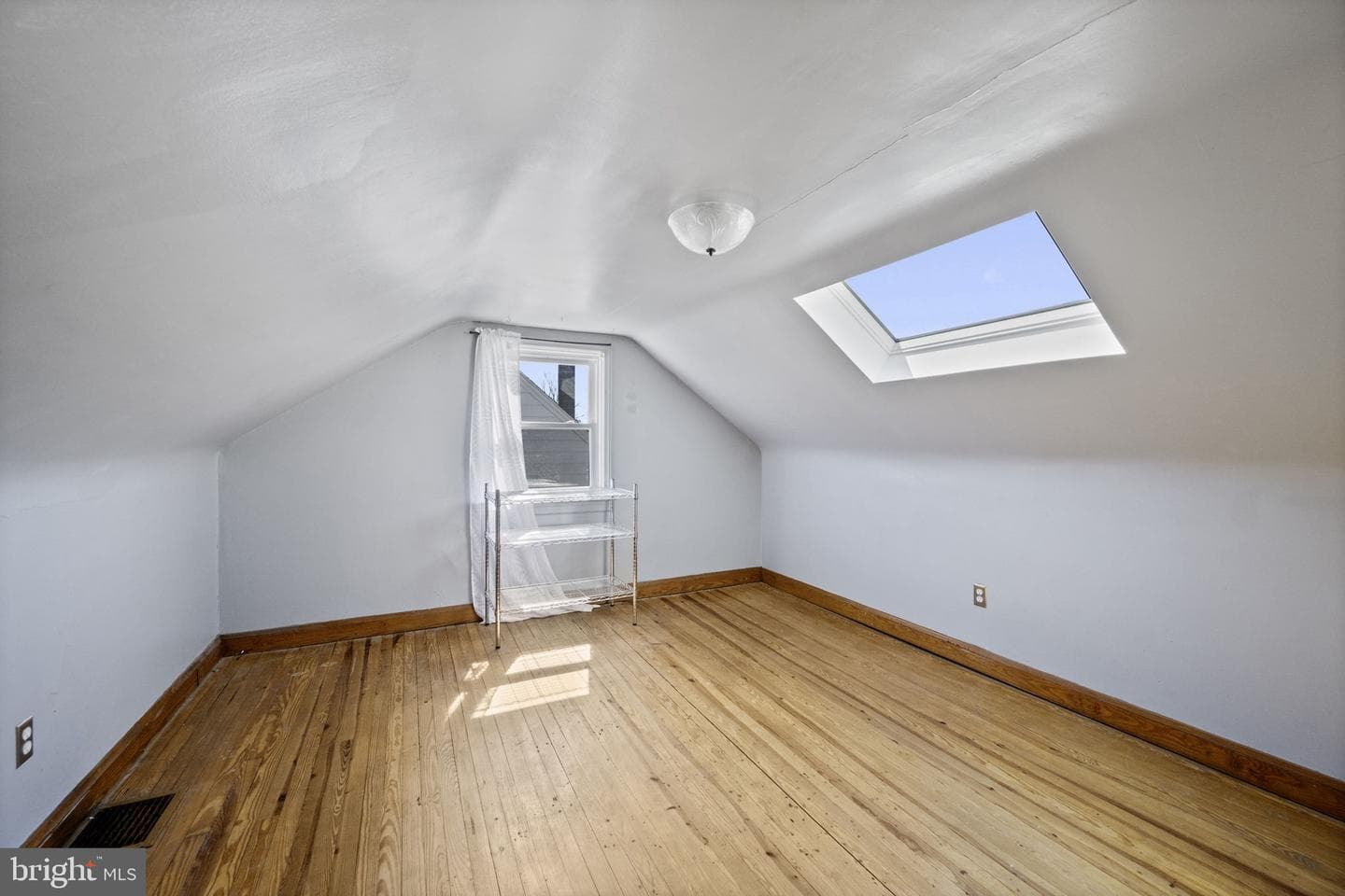 320 S Taylor Avenue photo 21