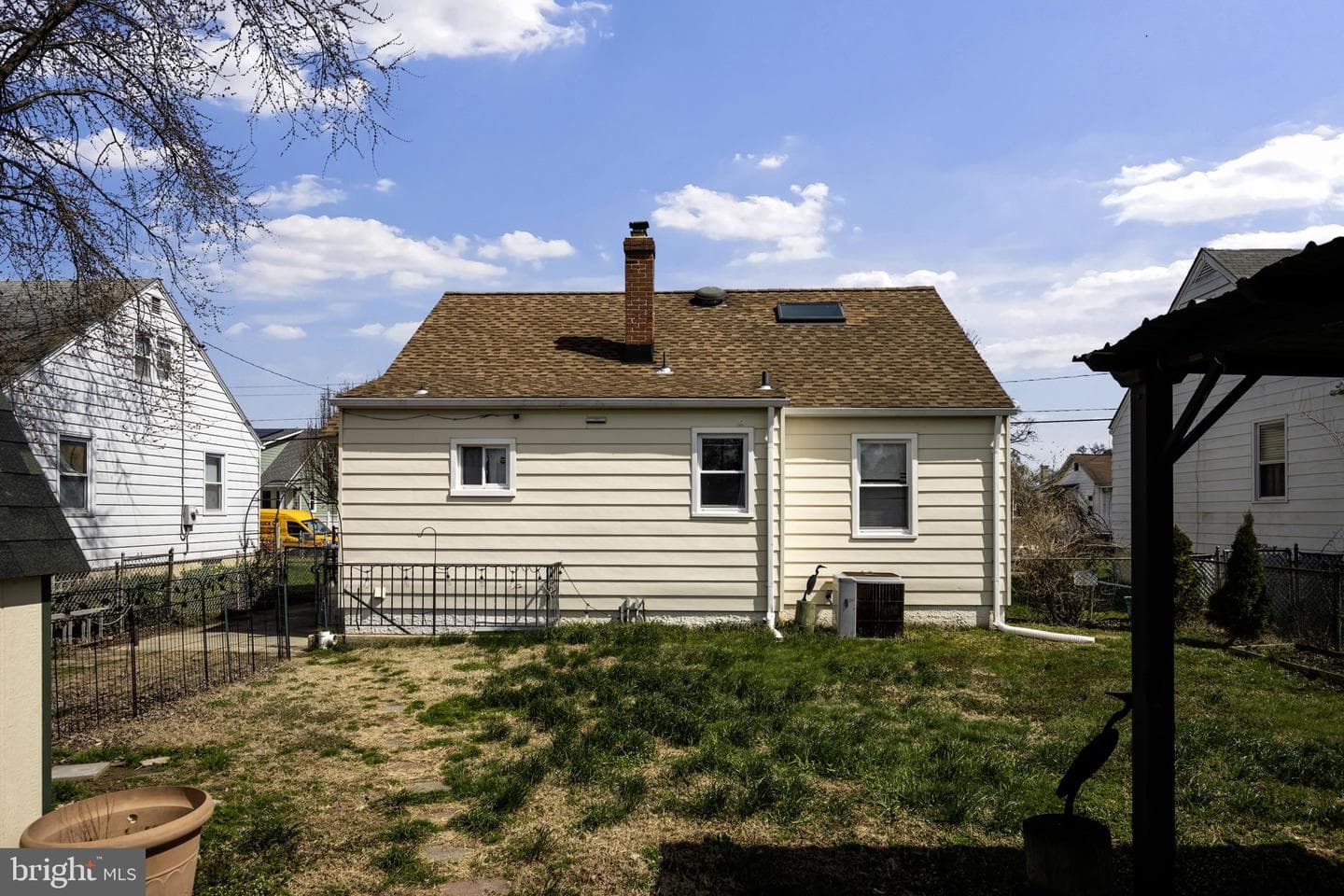 320 S Taylor Avenue photo 30