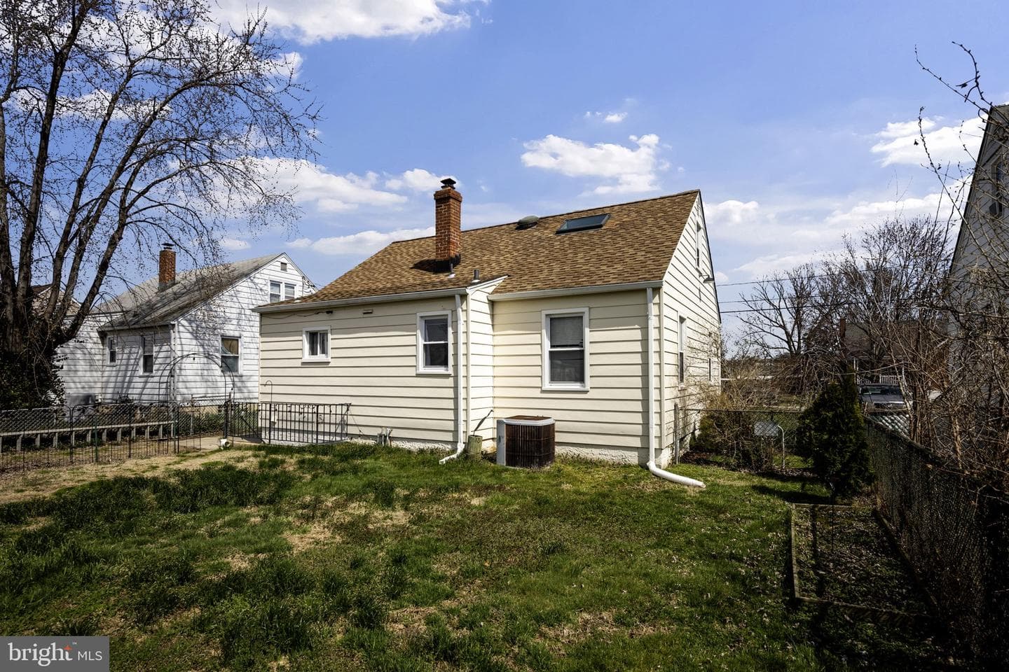 320 S Taylor Avenue photo 31