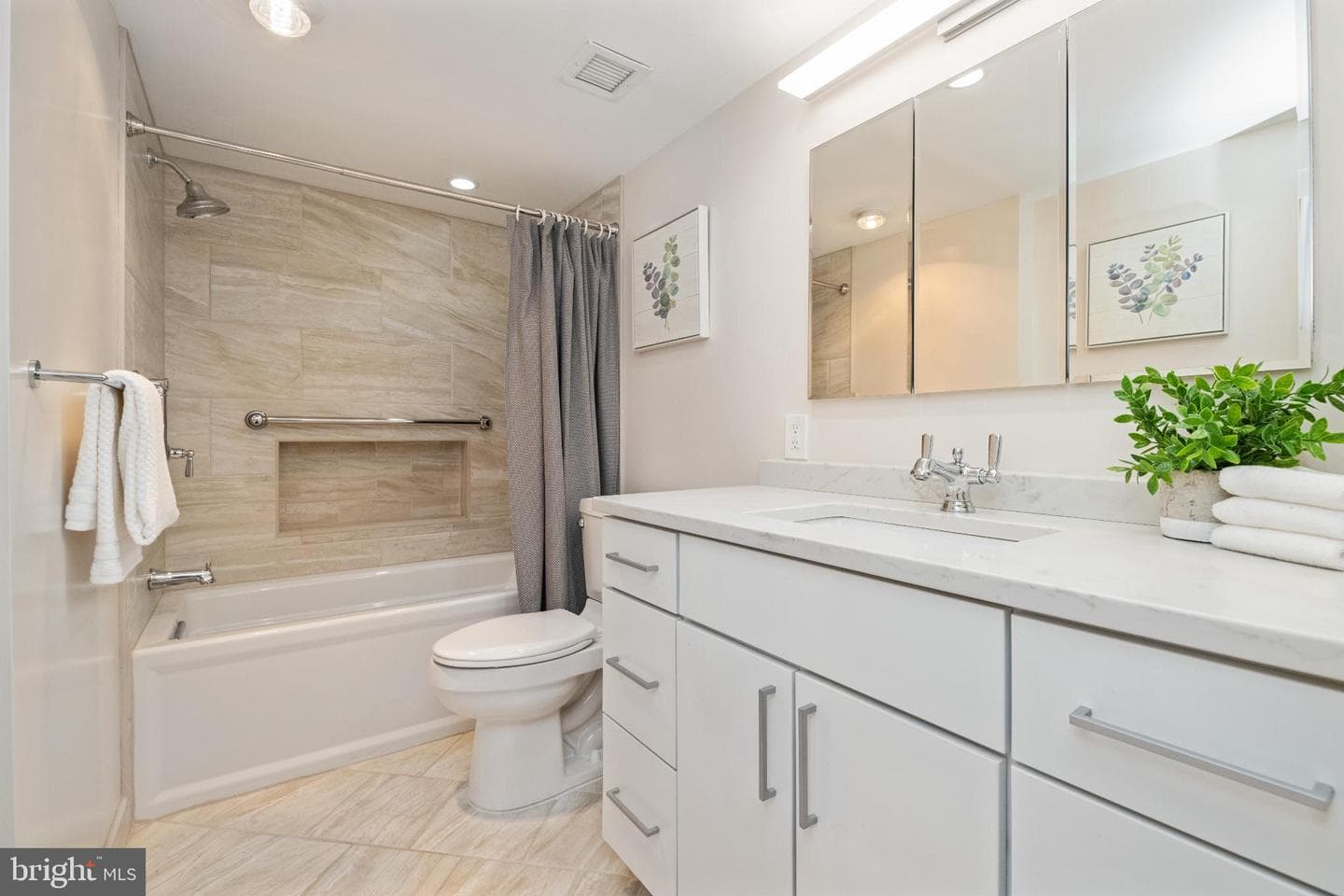 205 E Joppa Road #2009 photo 16