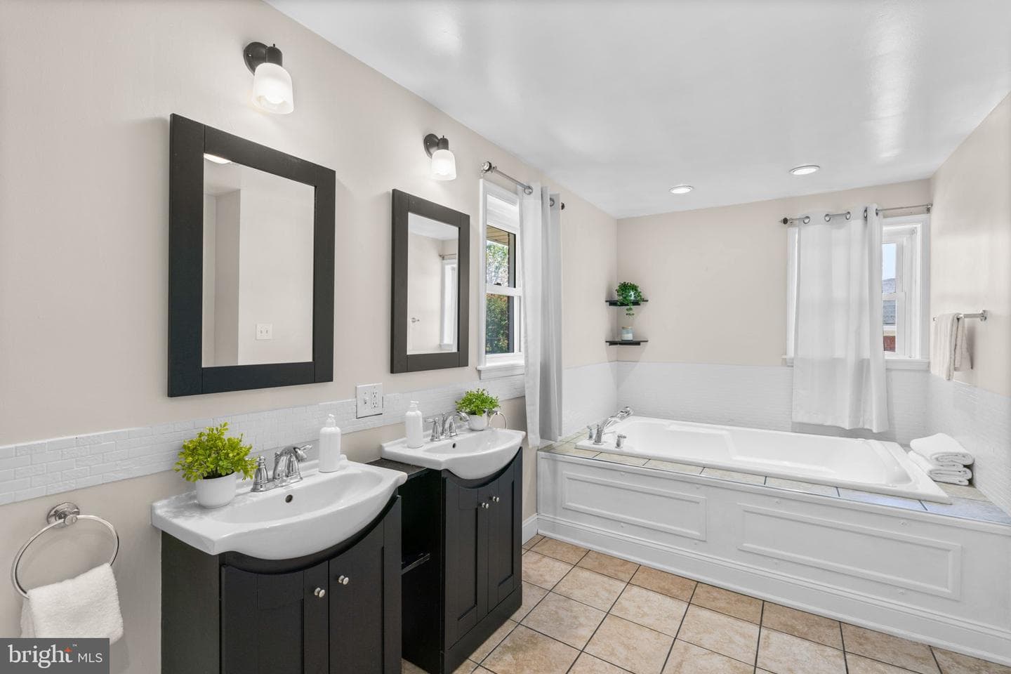 1221 Berkwood Road photo 16