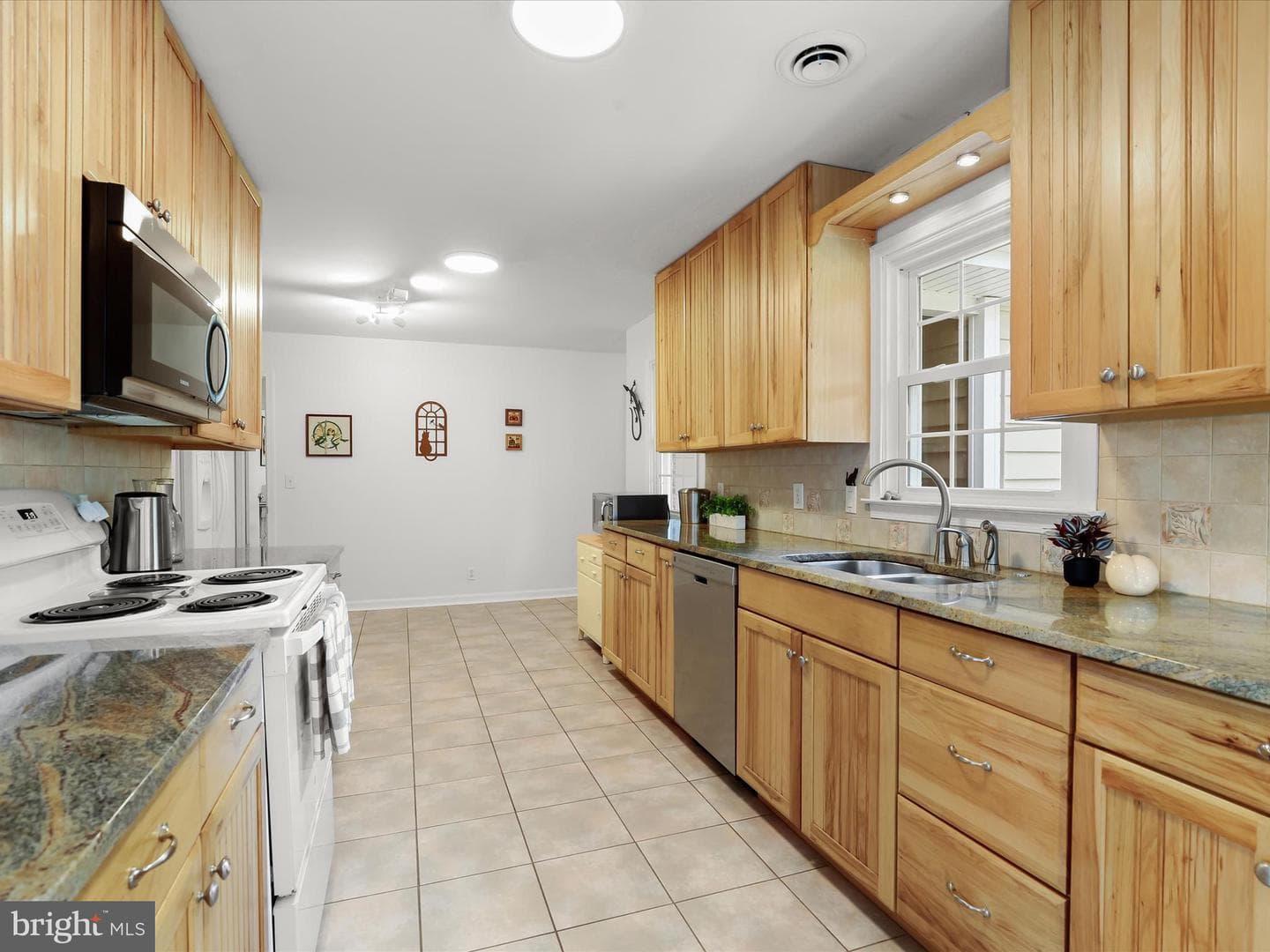 2034 Edmondson Avenue photo 23