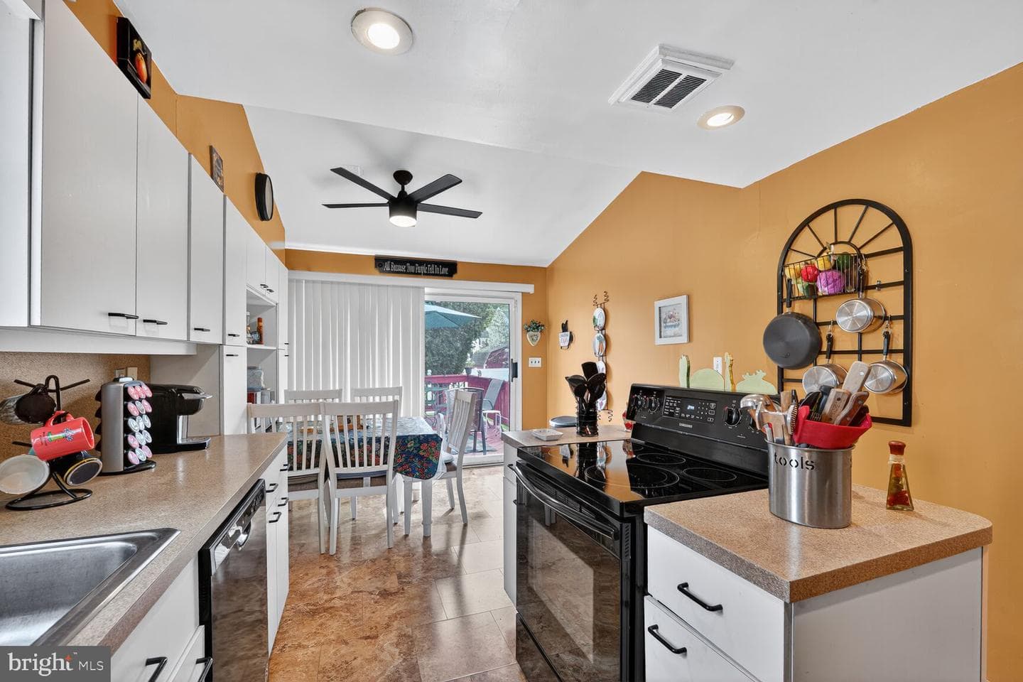4209 Lowell Drive photo 10