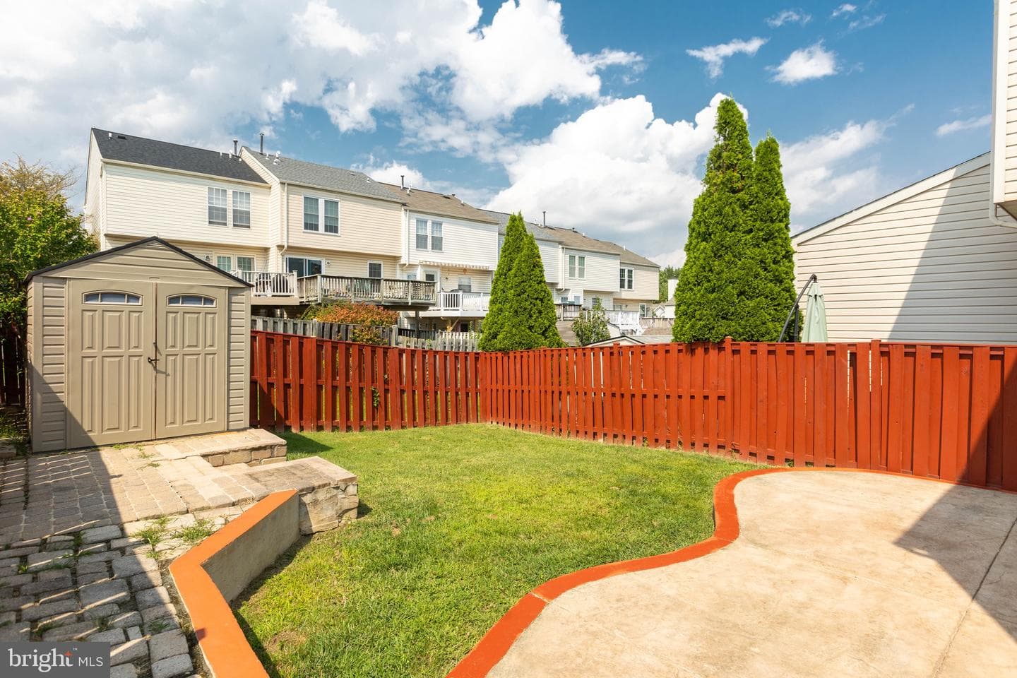 5300 Castlestone Drive photo 23