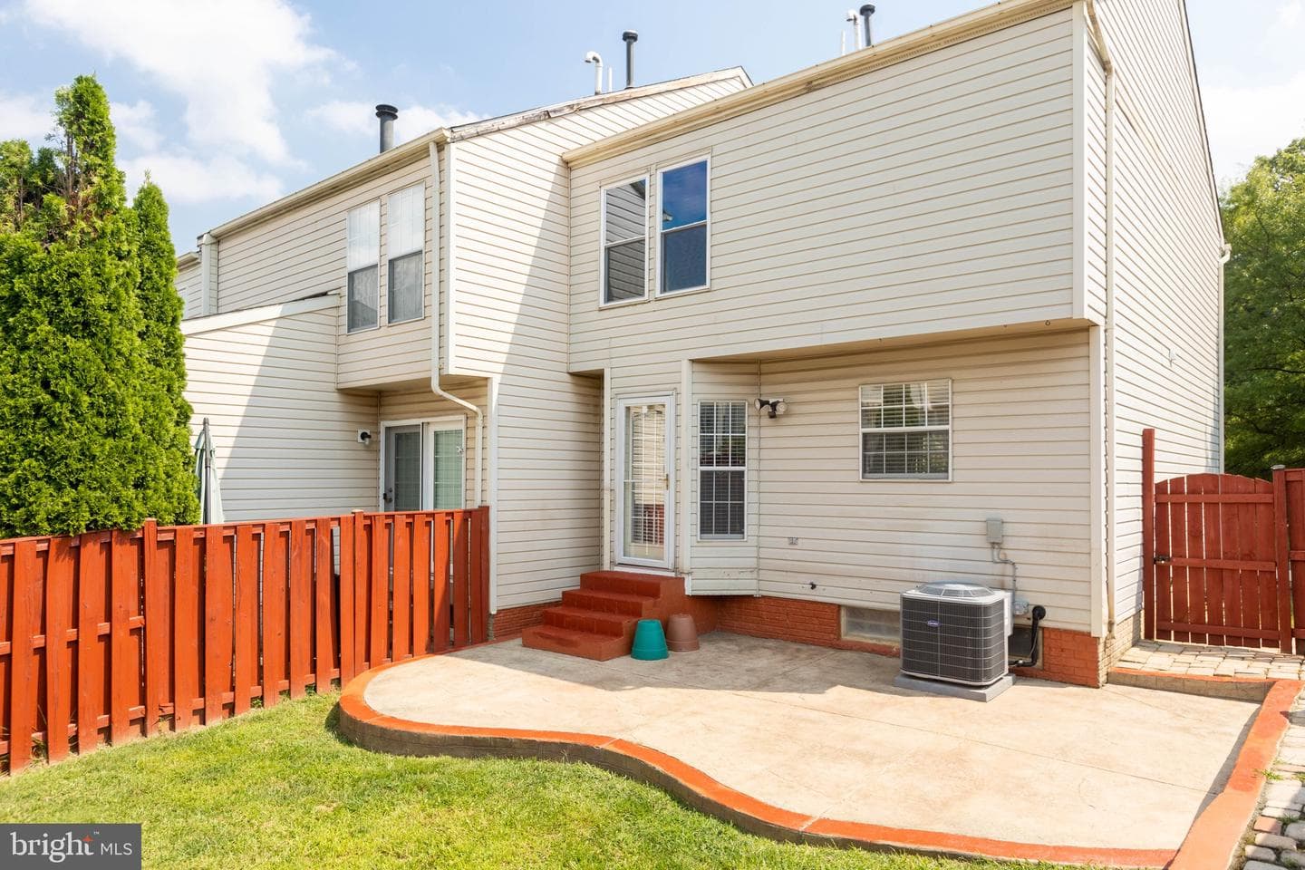 5300 Castlestone Drive photo 24
