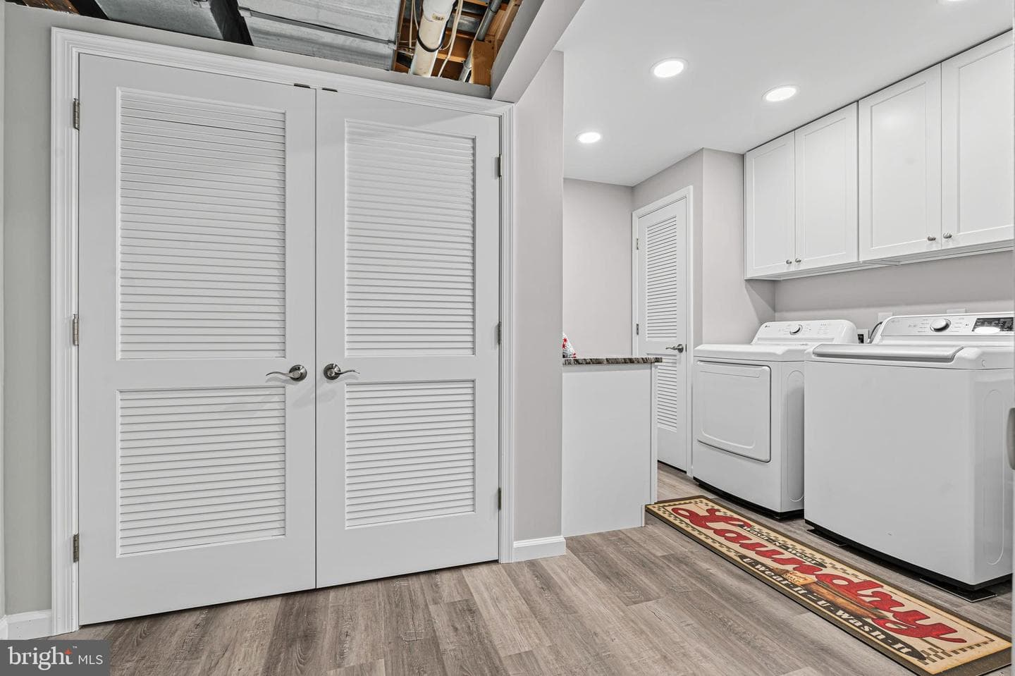 9302 Sea Horse Court photo 40