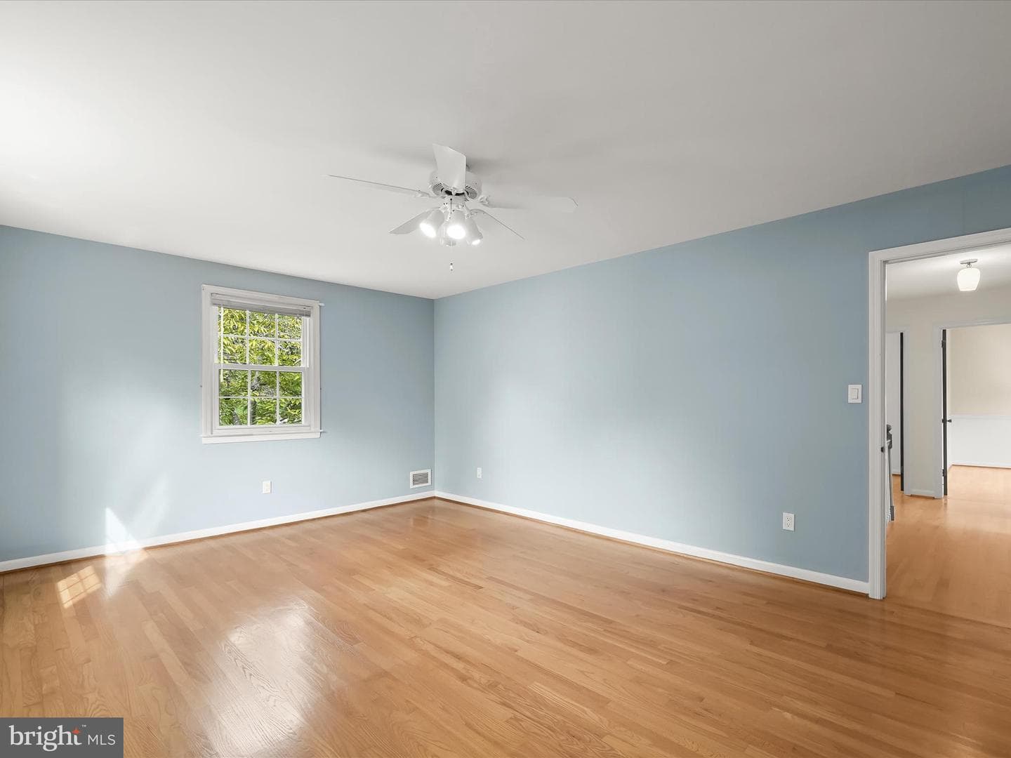 109 Hillside Road photo 37